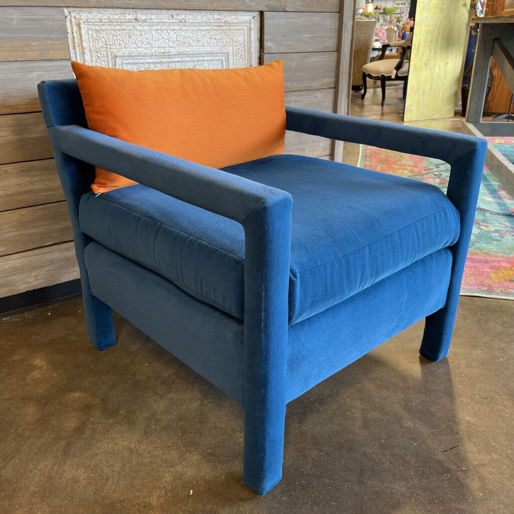 Modern Velvet Parson Chair w/ Pillow