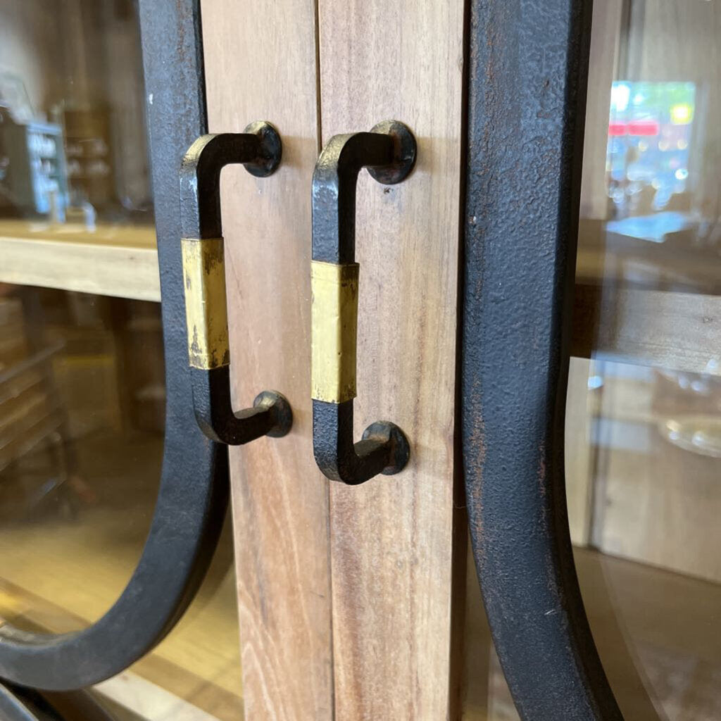 Dutchmans 2 Piece Modern Hutch