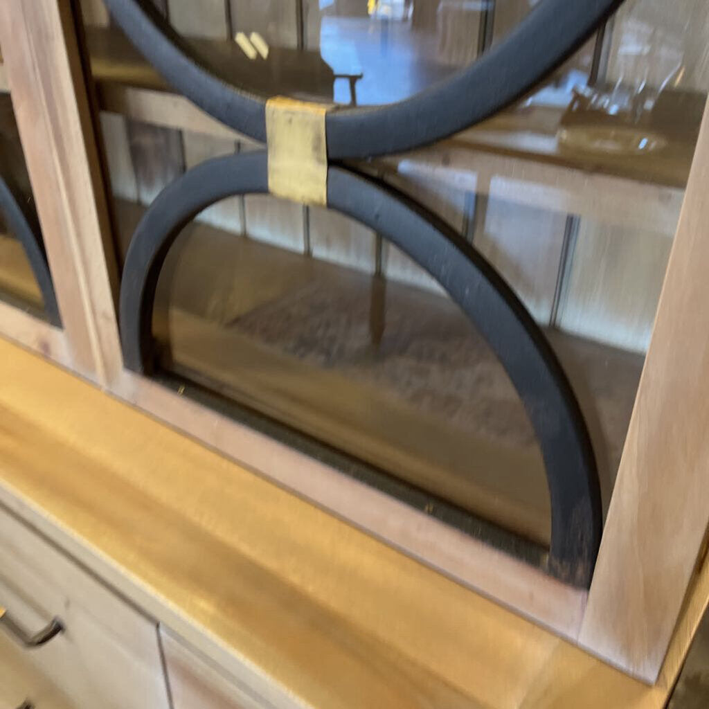 Dutchmans 2 Piece Modern Hutch
