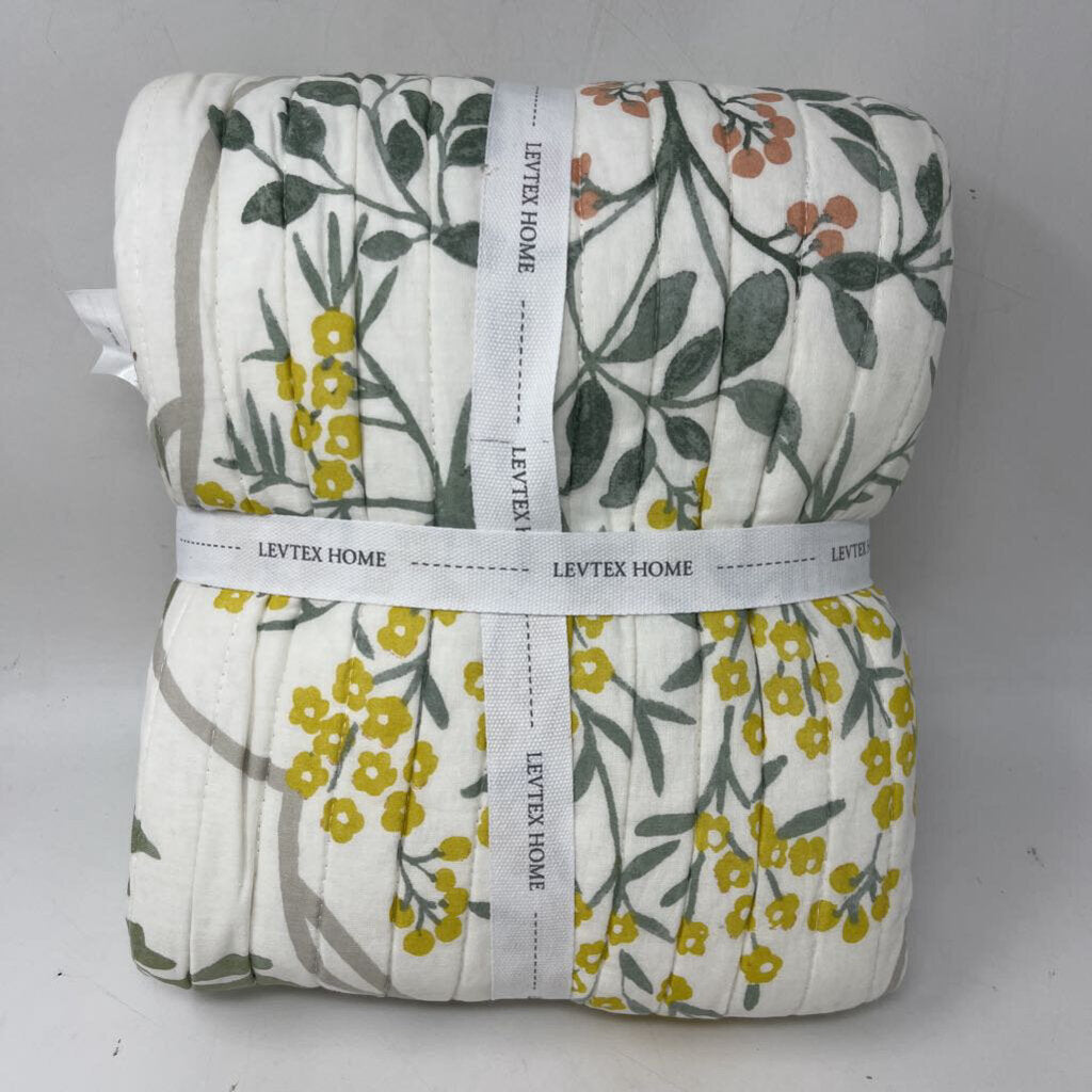 Monami Quilted Throw