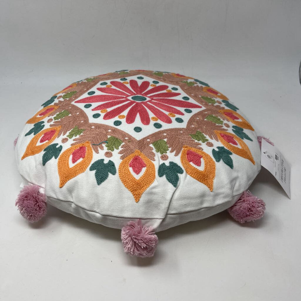 Lima Llama Pillow