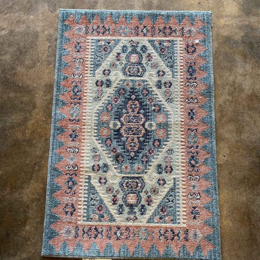 Accent Rug 37.5 X 24.5