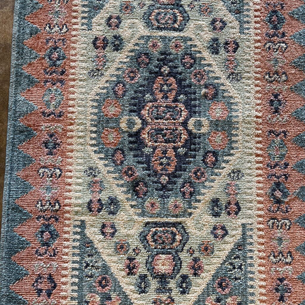 Accent Rug 37.5 X 24.5