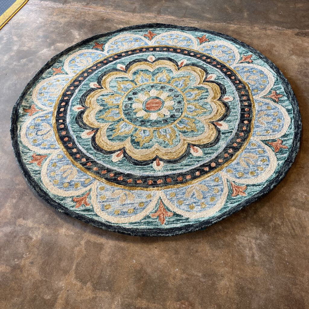 Hand Tufted Wool 6 Foot Round Rug