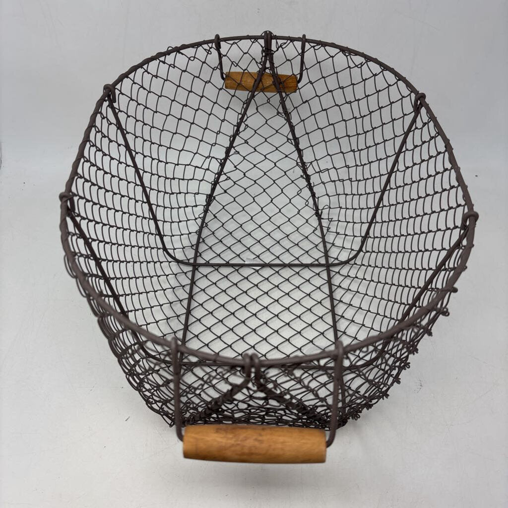 Wire Handle Basket