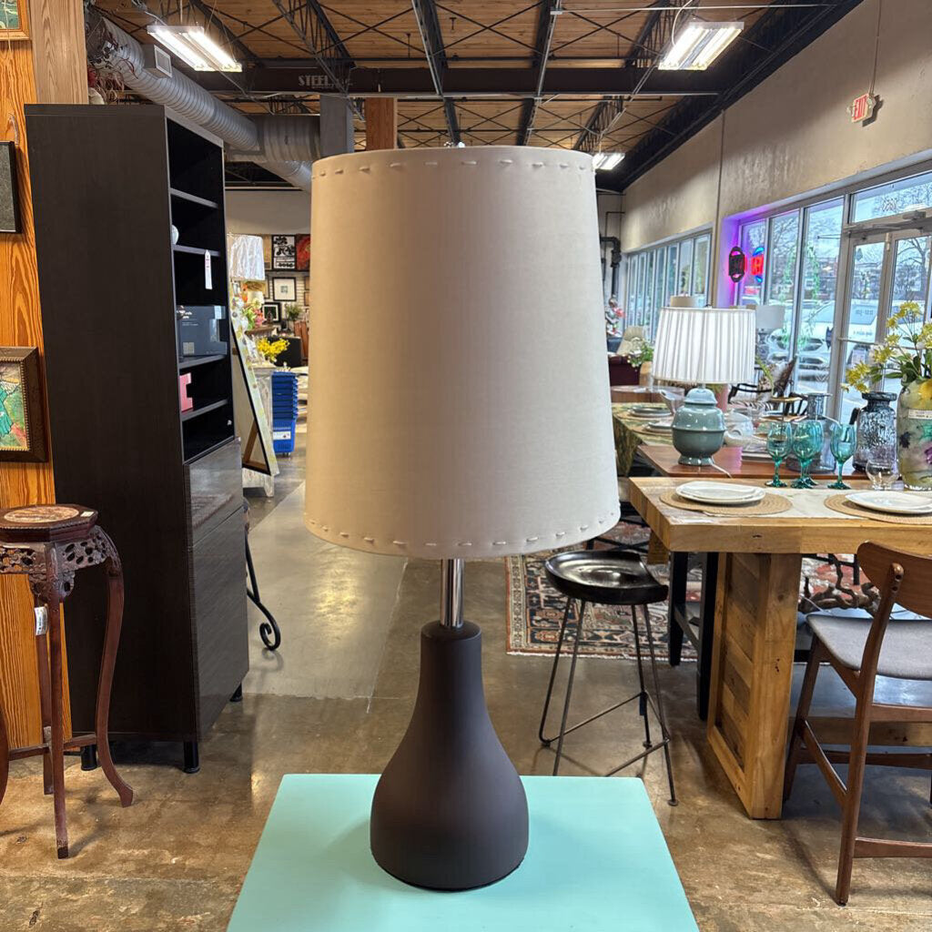 Teardrop Base Lamp