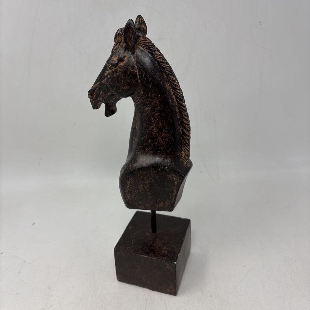 Horse Head Sculpture