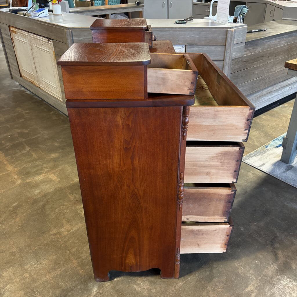 Vintage Gentleman's Chest 41 X 17.75 X 44