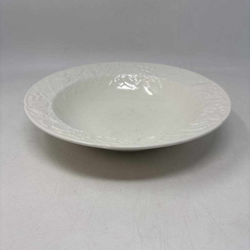 English Countryside Vegetable Bowl