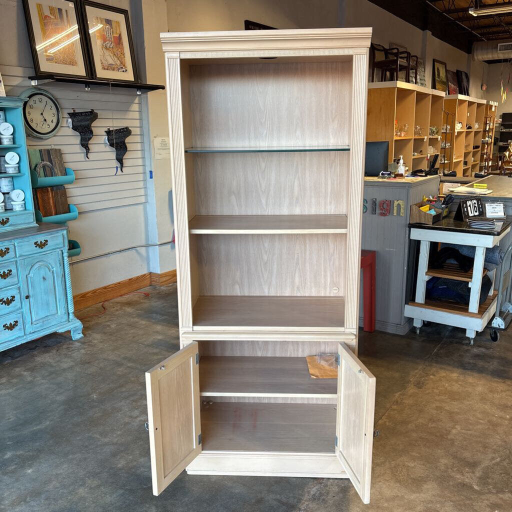 Lighted Bookcase With Doors 32 X 19.5 X 78.25