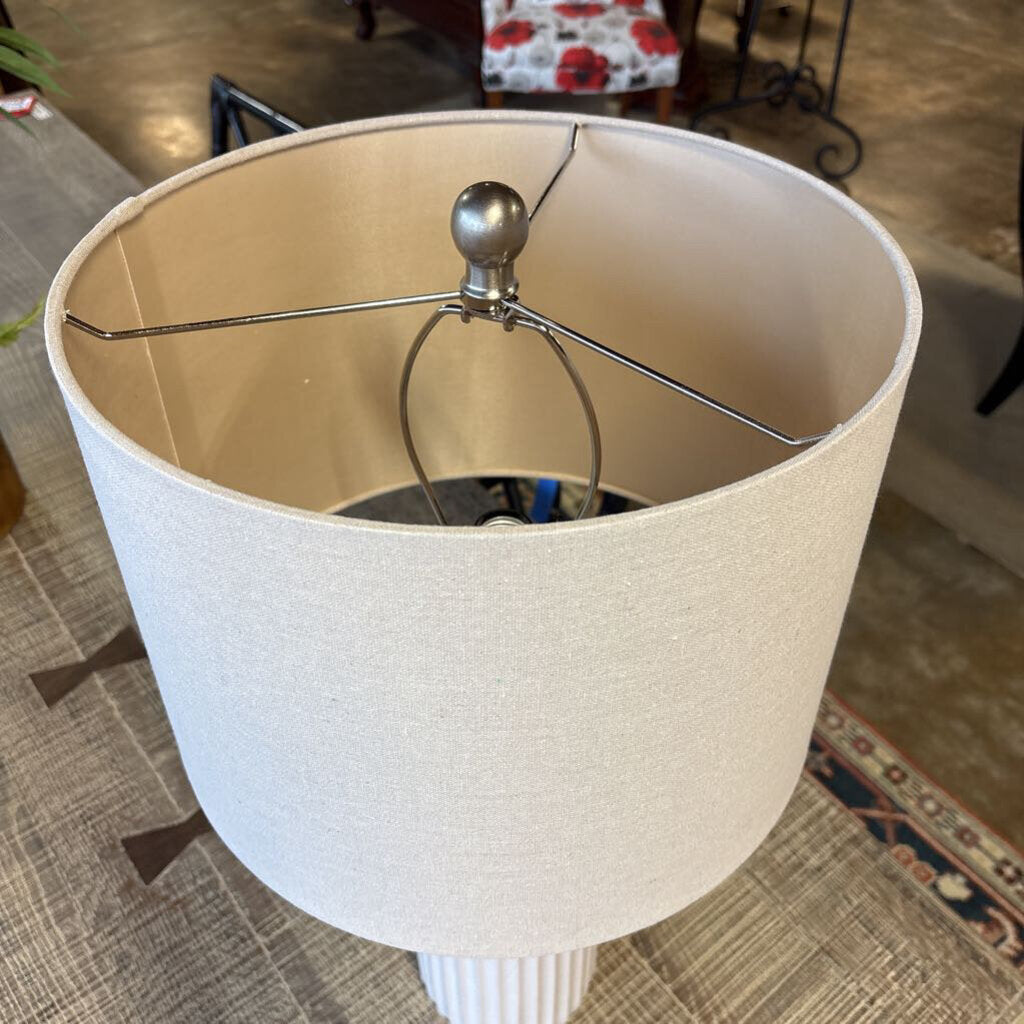 Ceramic Ribbed base Lamp