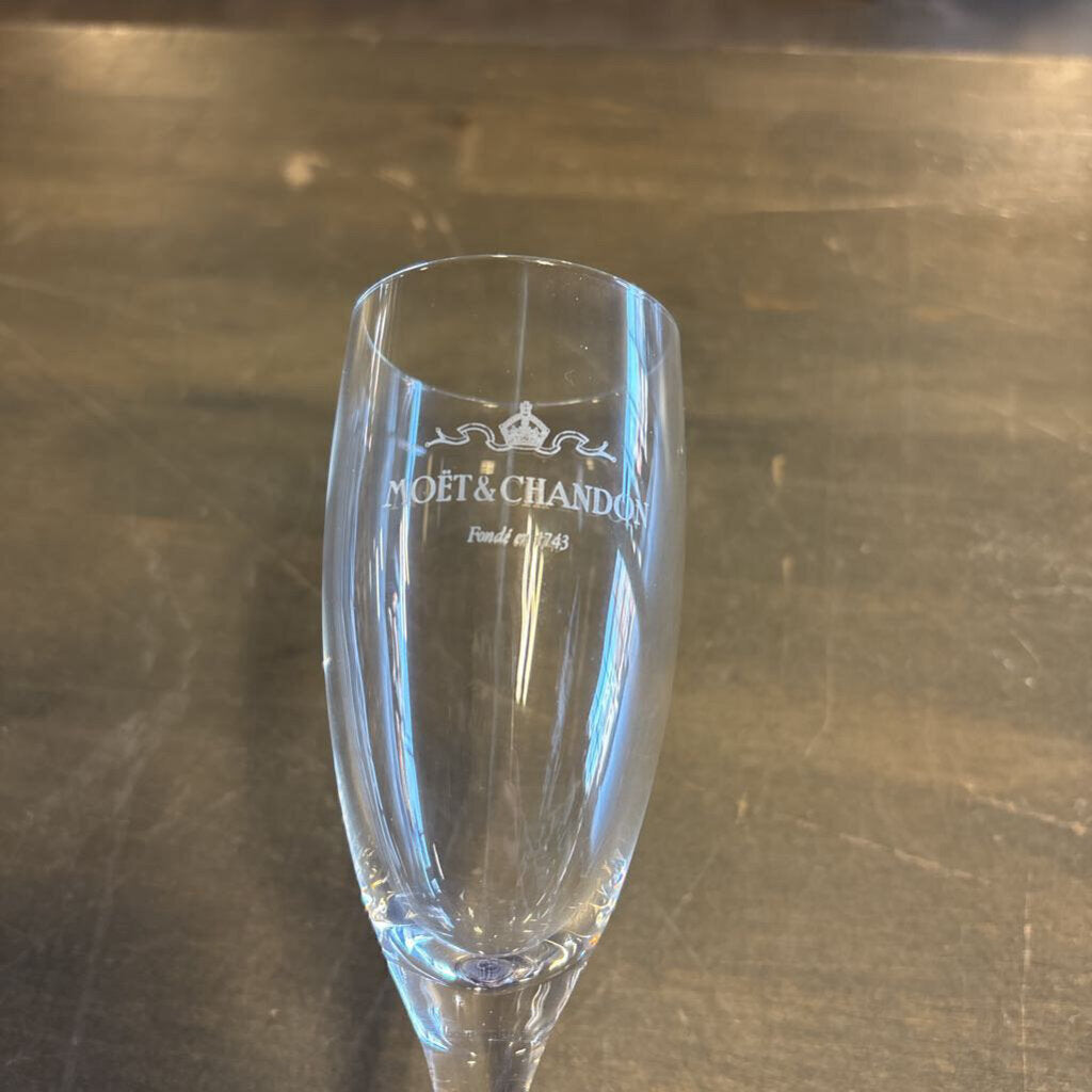 Moet & Chandon Champagne Flutes 4 PC