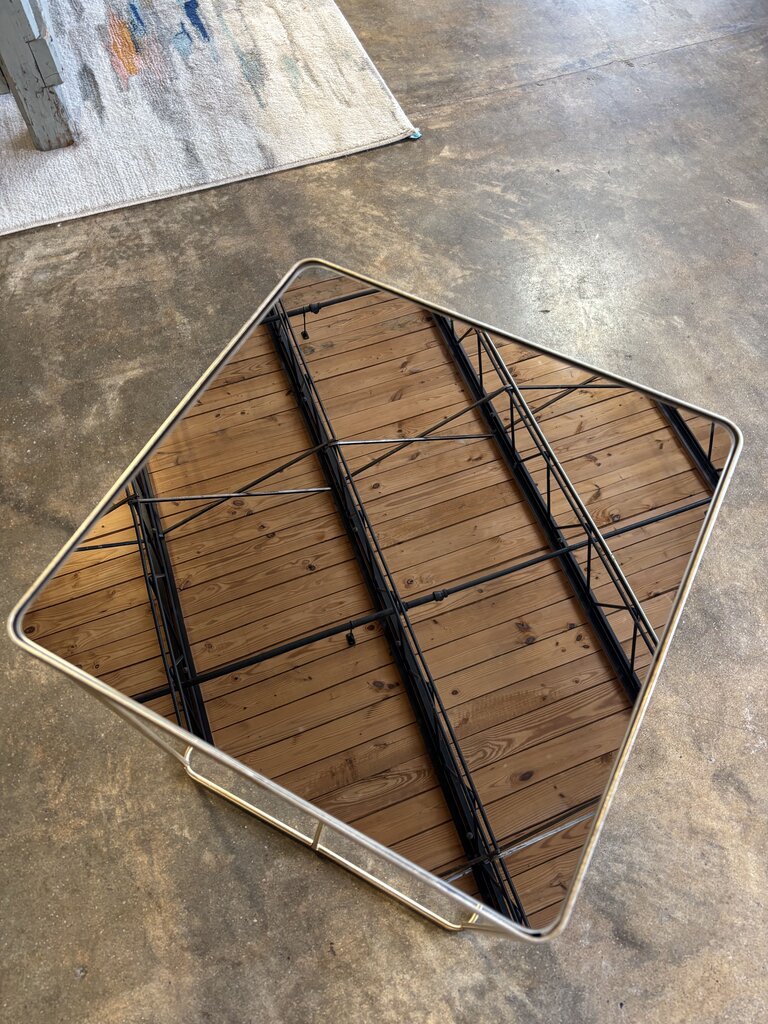 Mirror Top Accent Table 16.75 X 16.75 X 21.25