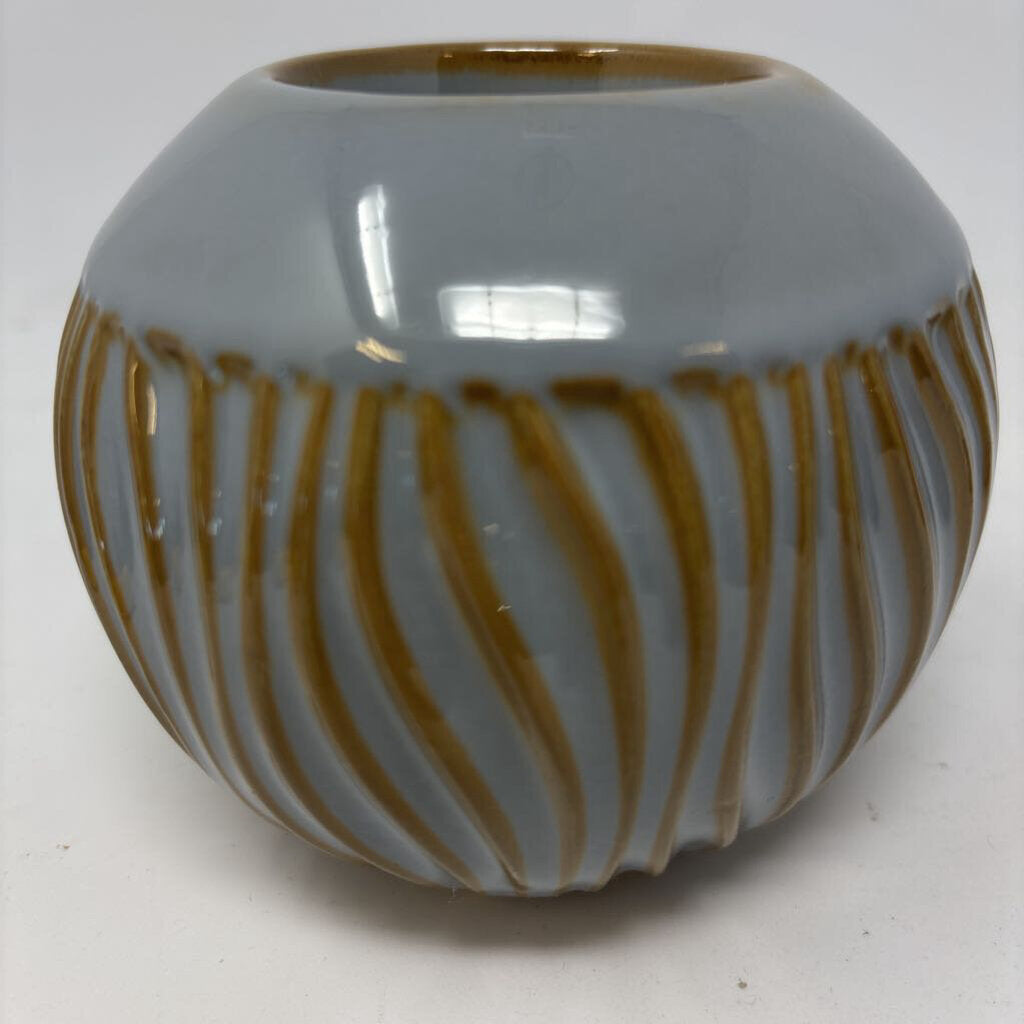 Ridged Swirl Candle Holders Pair