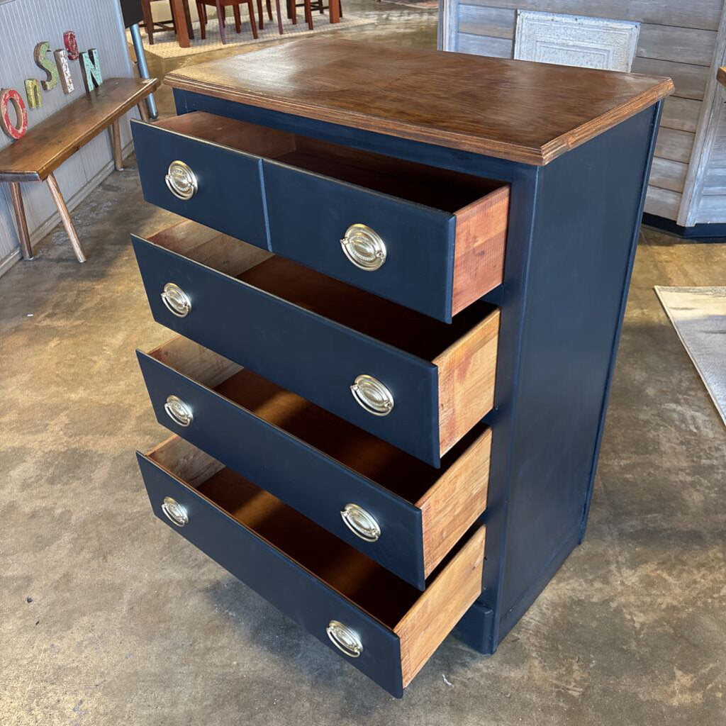 Painted 4 Drawer Chest 31.75 X 16.5 x 42.5