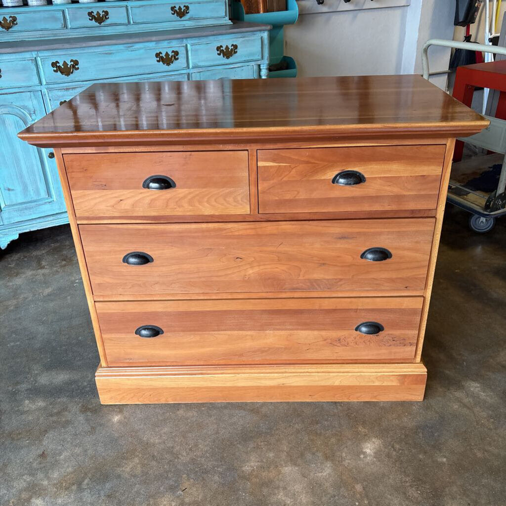 4 Drawer Wooden Dresser 41 X 23.25 X 33.5