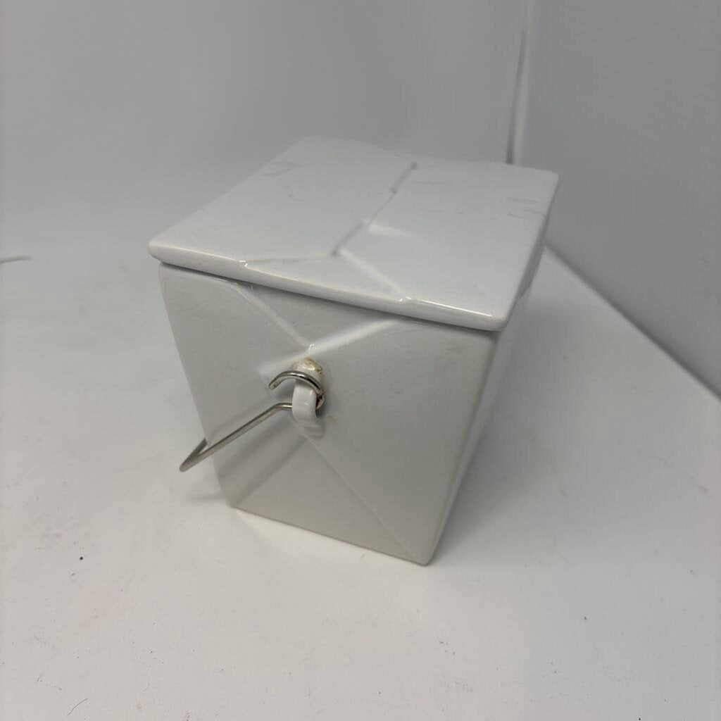 Large Chinese Take Out Container