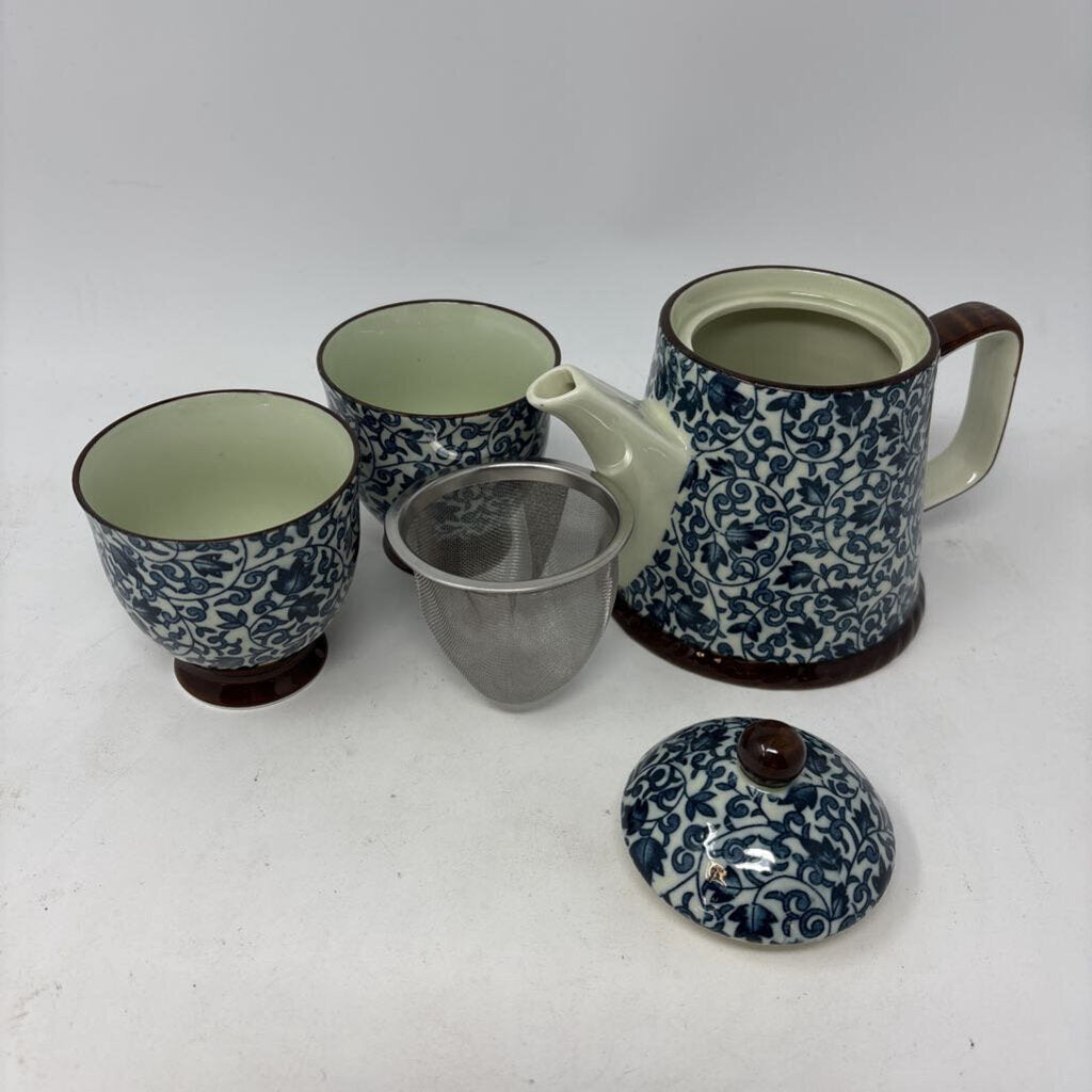 Porcelain Teapot and Two Cups