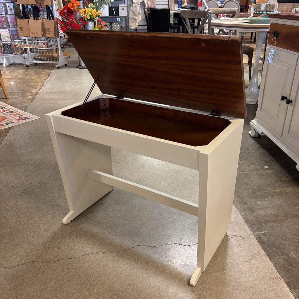 Painted Bench with Lift Top 28.25 X 14 X 22.5