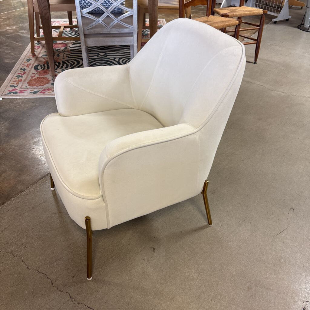 Wide Velvet Contemporary Chair