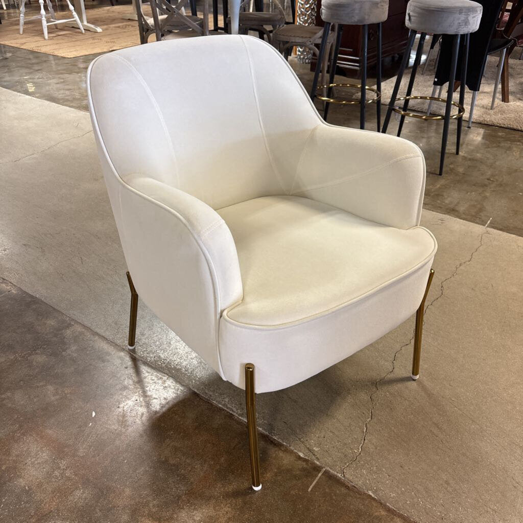 Wide Velvet Contemporary Chair