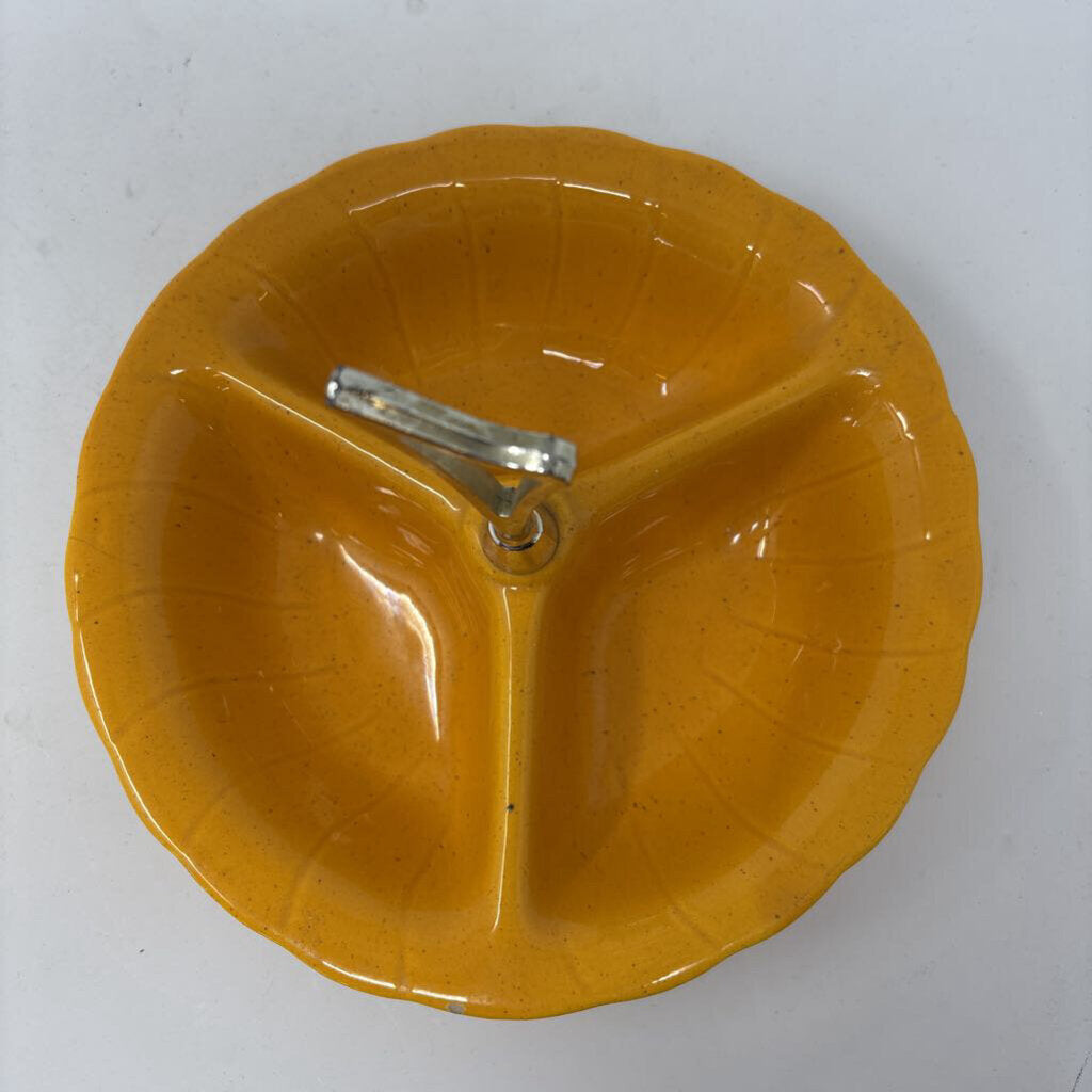 Los Angeles Pottery Yellow 1960 Veg & Dip