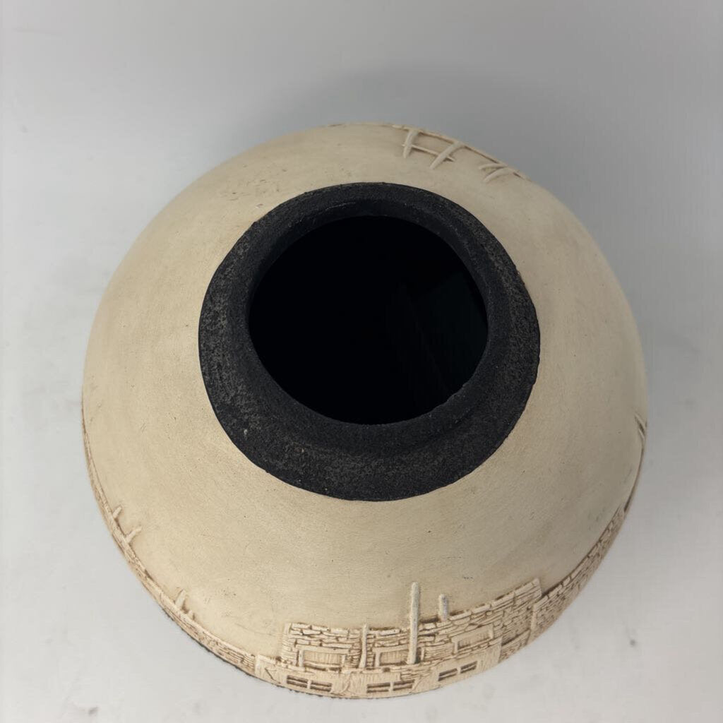 Signed Pueblo Pottery Vase
