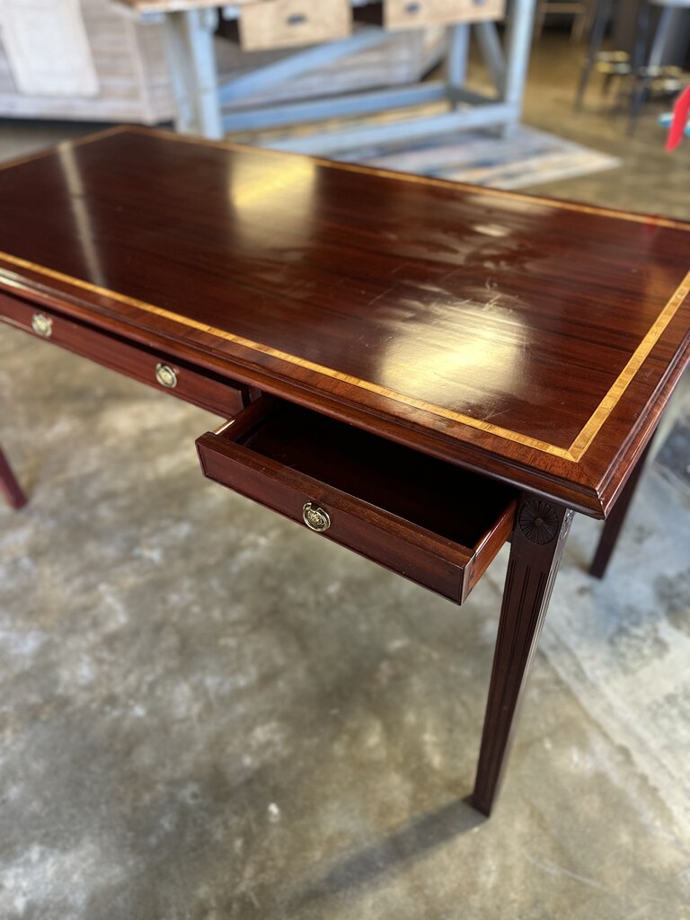 Fully Finished Desk With 3 Drawers