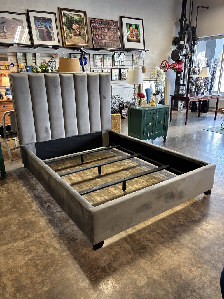 Queen Tufted Grey Upholstered Bed