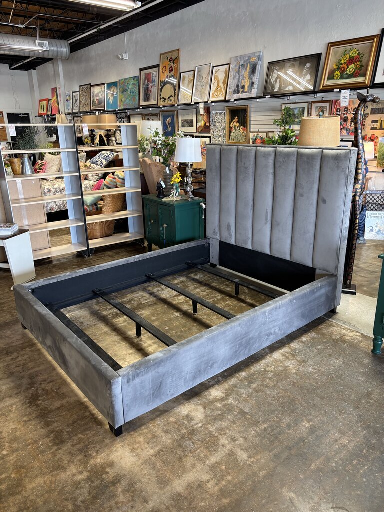 Queen Tufted Grey Upholstered Bed