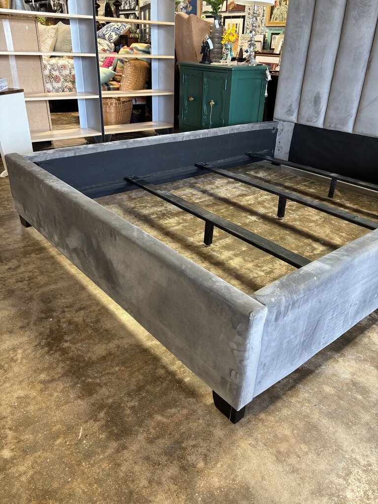 Queen Tufted Grey Upholstered Bed