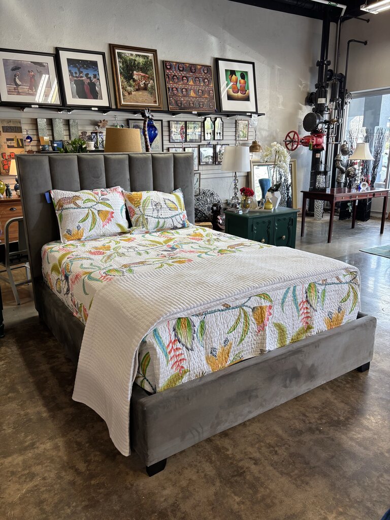 Queen Tufted Grey Upholstered Bed