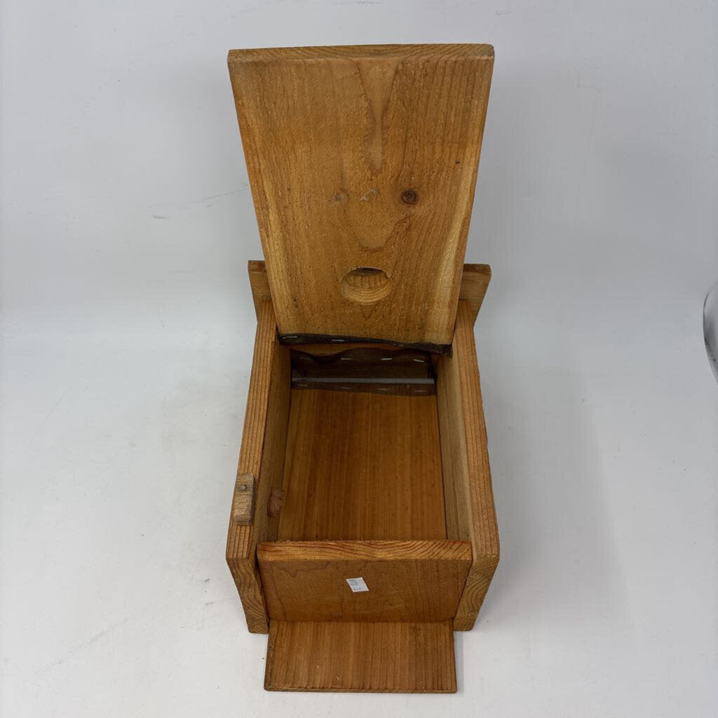 Wooden Cedar Penny Birdhouse