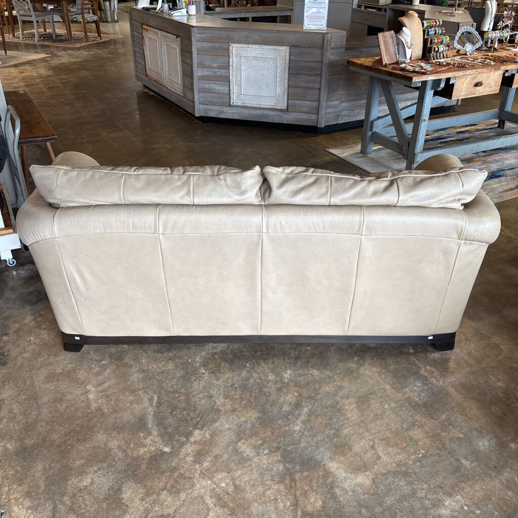 Natuzzi Leather Sofa 84"L