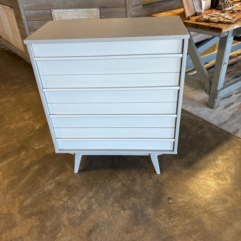 Painted MCM 4 Drawer Dresser 33.75 X 18 X 40
