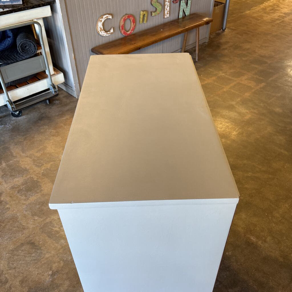 Painted MCM 4 Drawer Dresser 33.75 X 18 X 40