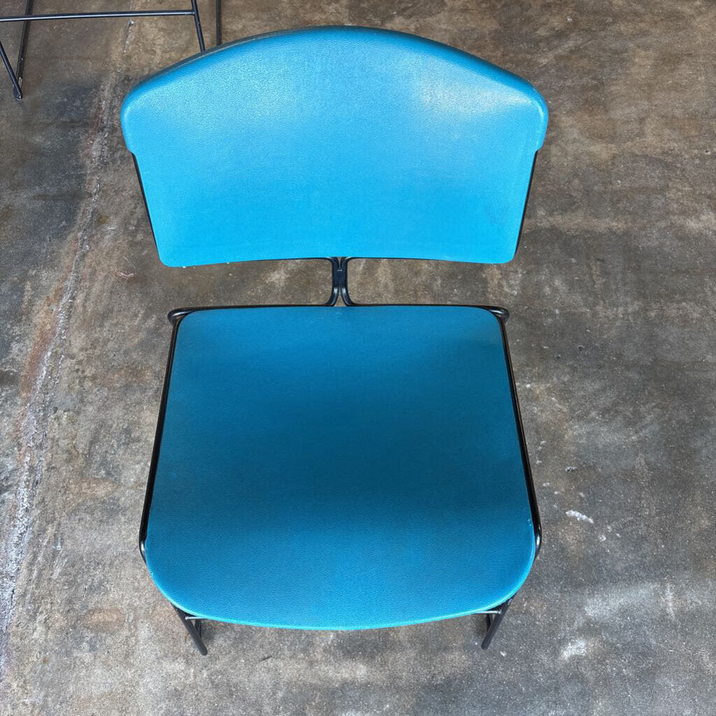 Max-Stacker MCM Chairs Set 2