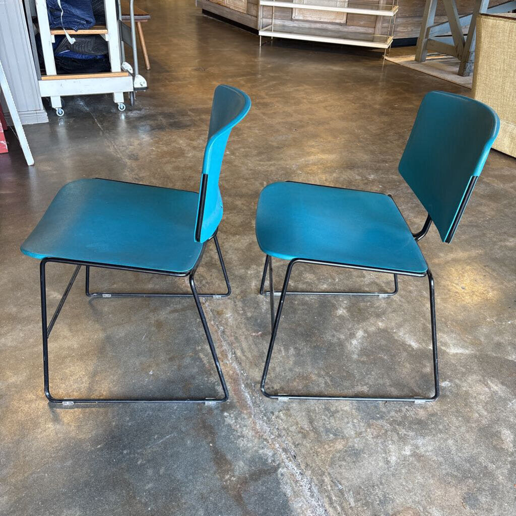 Max-Stacker MCM Chairs Set 2