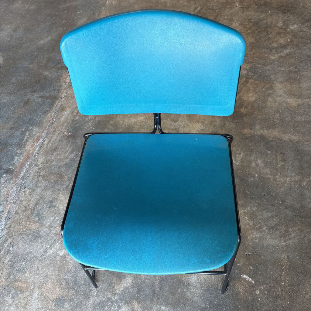 Max-Stacker MCM Chairs Set 2