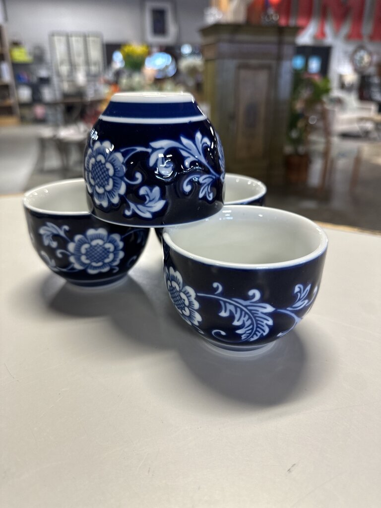 Set 4 Blue & White Hot Tea Cups