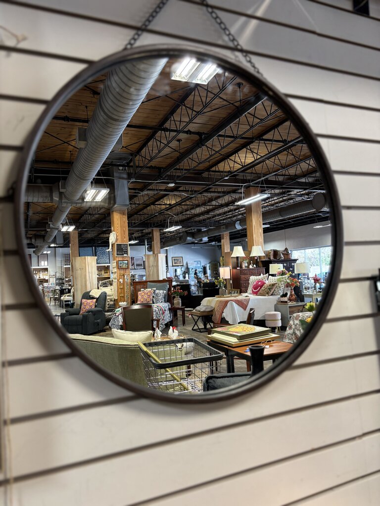 Round Metal Hanging Wall Mirror