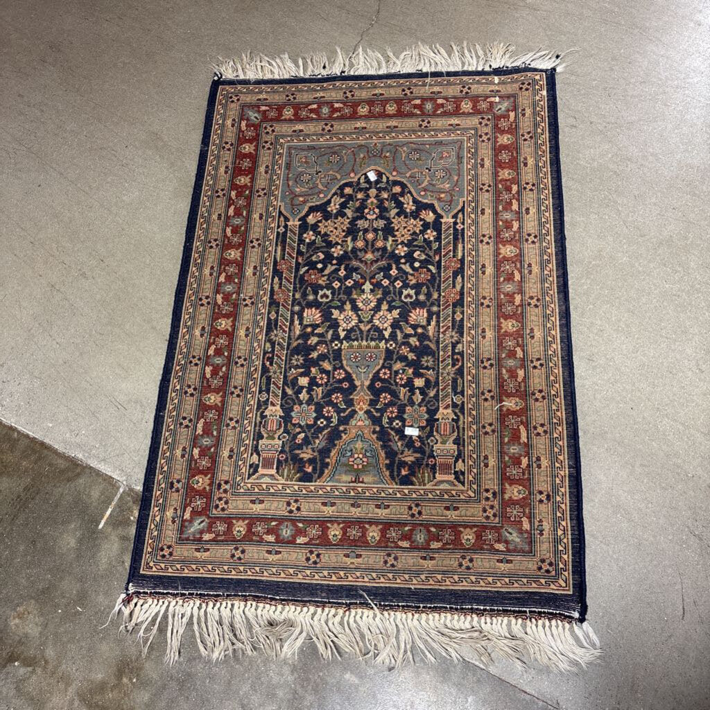 Fringed Geometric Area Rug 3' x 2'