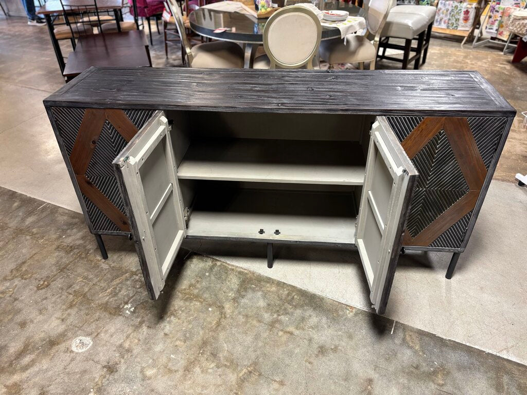 Four Diamond Console 72 X 17.75 X 35.5