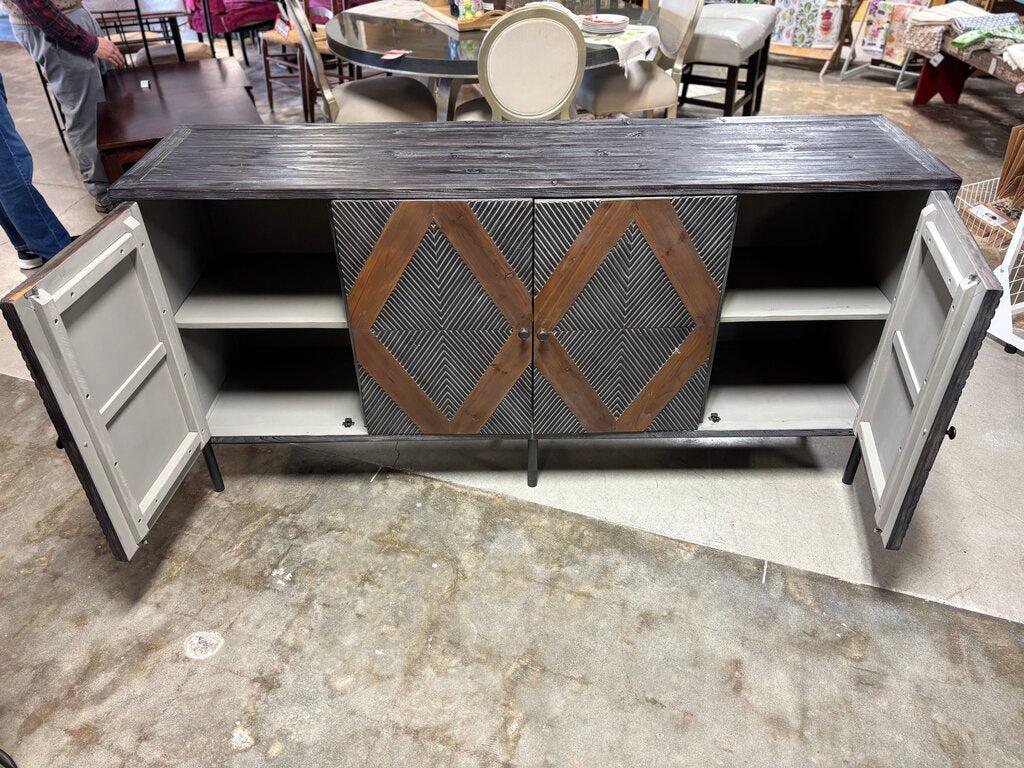 Four Diamond Console 72 X 17.75 X 35.5