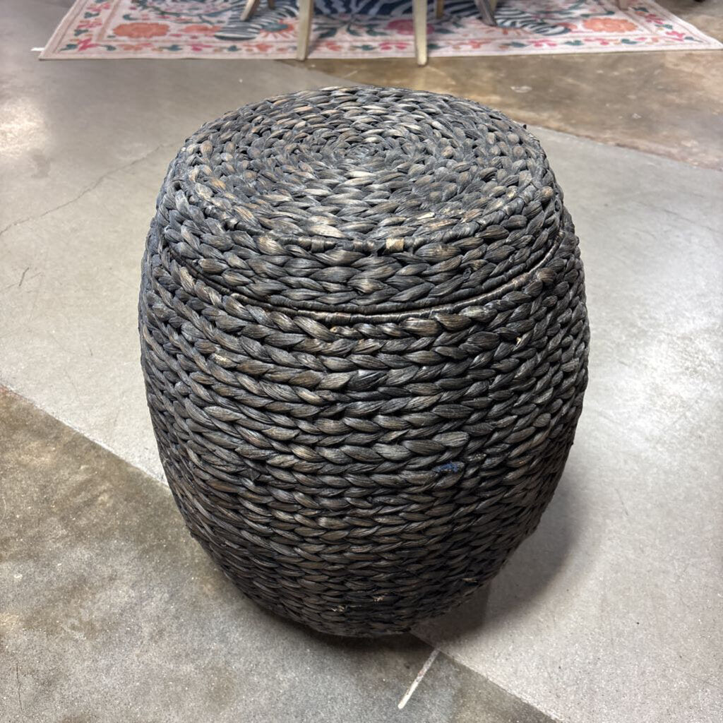 Round Woven Hyacinth Basket