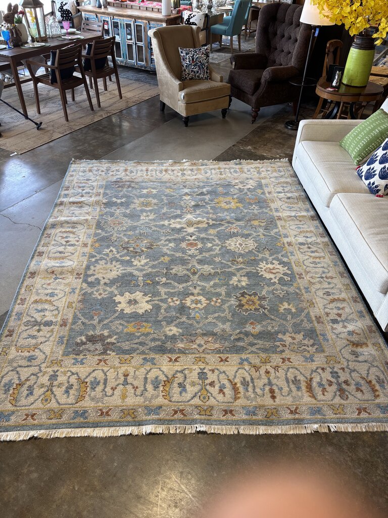 Oushak Framed Butterframed Fringe Rug
