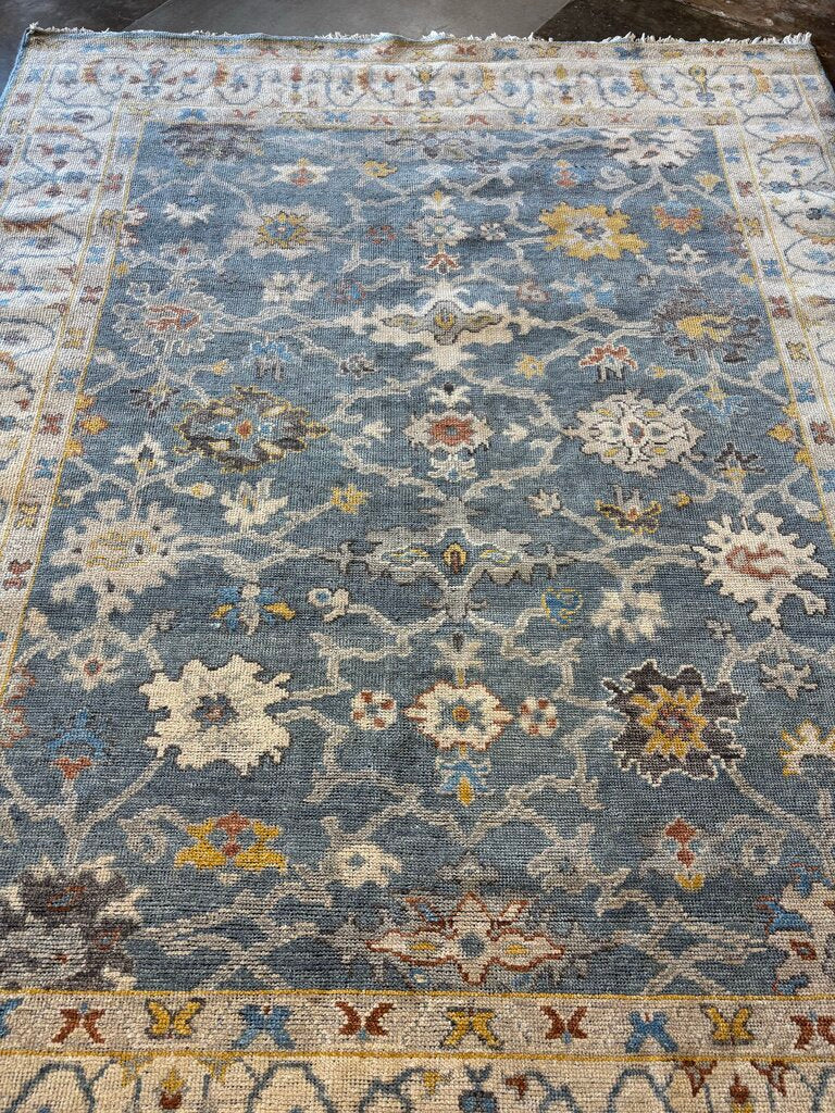 Oushak Framed Butterframed Fringe Rug