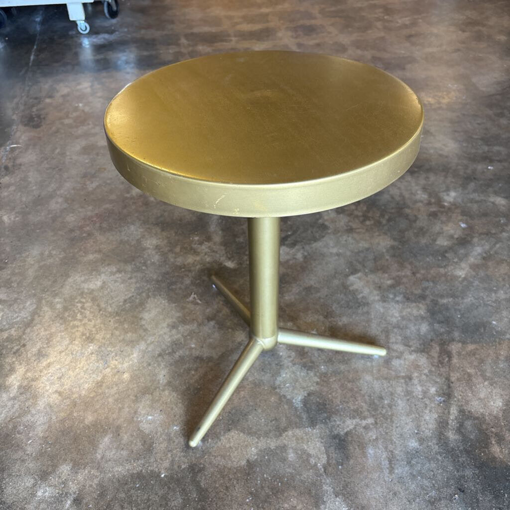 Round Metal Side Table 15.75"R 20"H