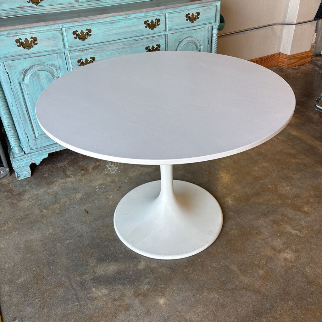 Docksta Round Painted Pedestal Table 41.25"R