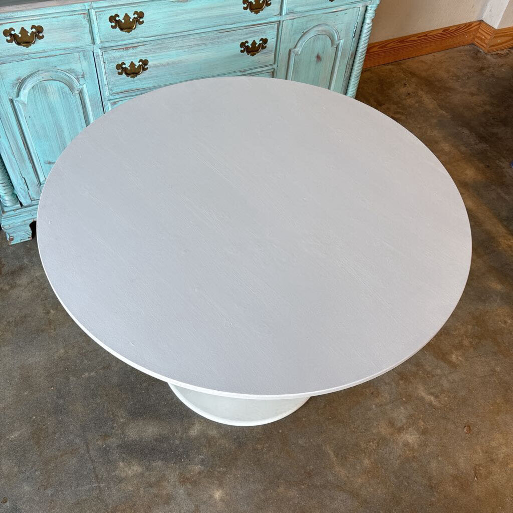 Docksta Round Painted Pedestal Table 41.25"R
